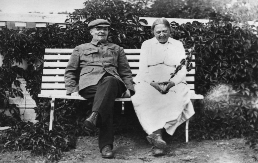 Lenin s manželkou Naděždou
